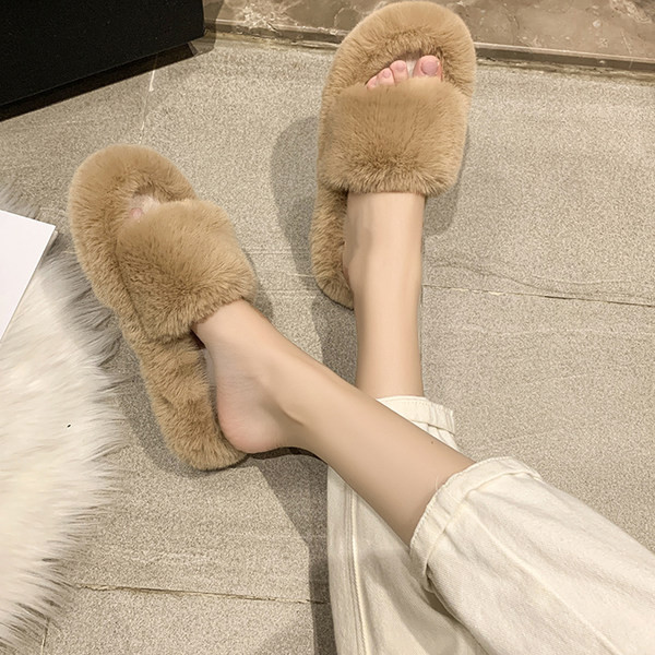 Пухени домашни чехли - два модела