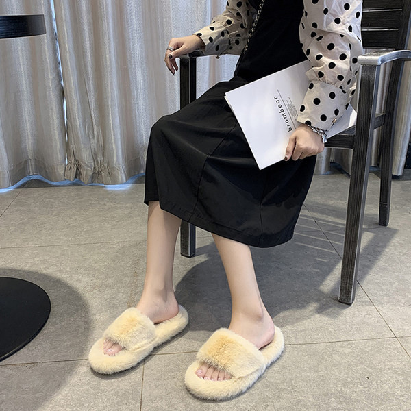 Пухени домашни чехли - два модела