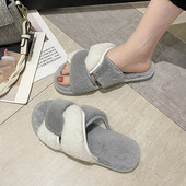 Ежедневни дамски пухени чехли