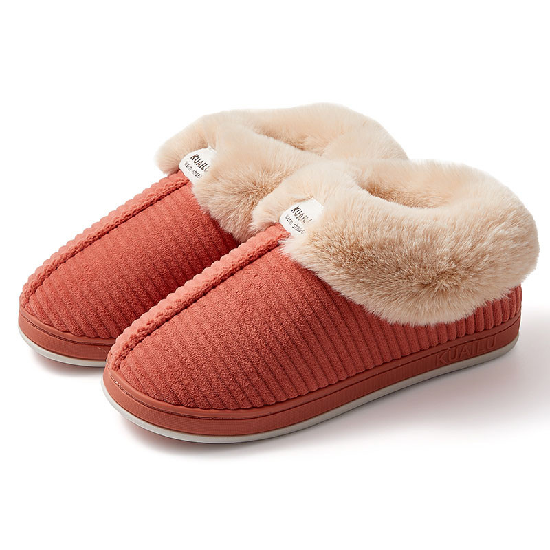 Текстилни домашни пантофи с подплата от еко косъм