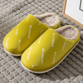 Papuče domaće izrade sa natpisima