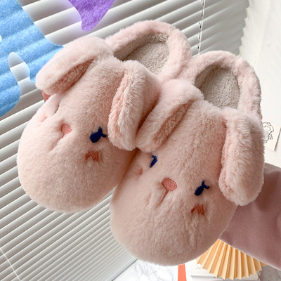 Дамски пухени пантофи с 3D елемент - два модела