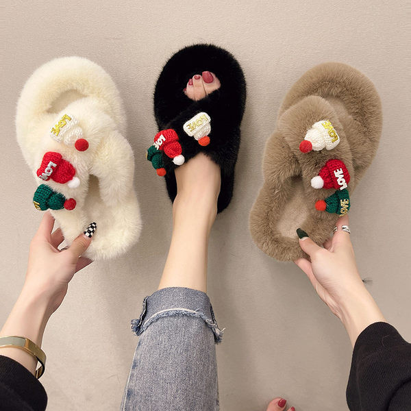 Нов модел дамски домашни чехли в три цвята