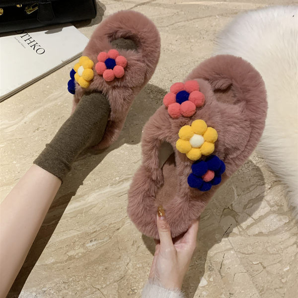 Дамски пухени чехли с цветя -няколко цвята