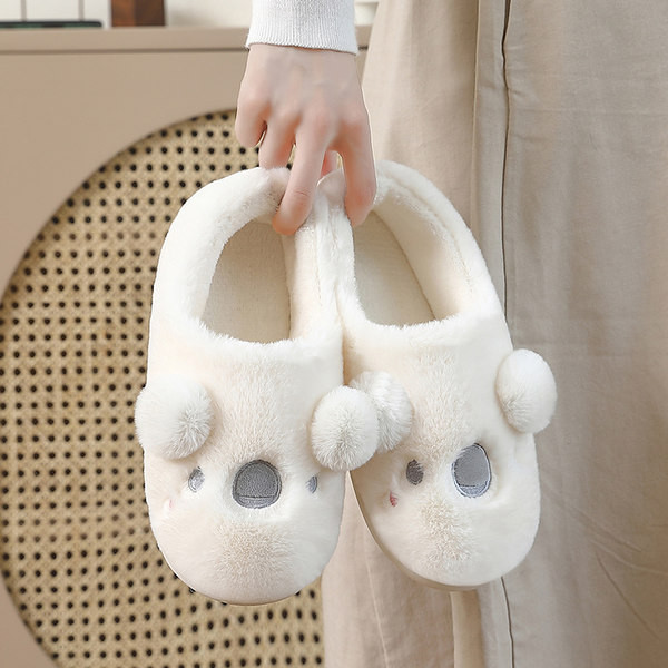 Пухени пантофи с бродерия и 3D елементи-за жени