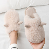 Нов модел дамски пухени чехли с 3D елемент