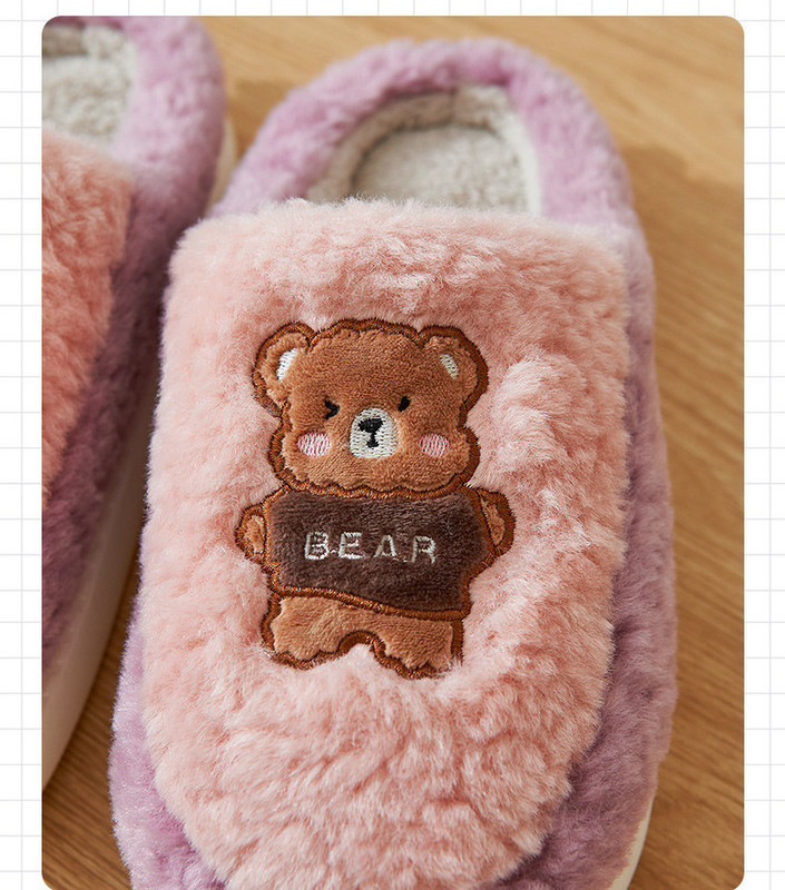 Дамски пухени чехли с бродерия мече