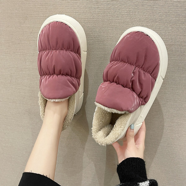 Домашни дамски пантофи и мека подплата 