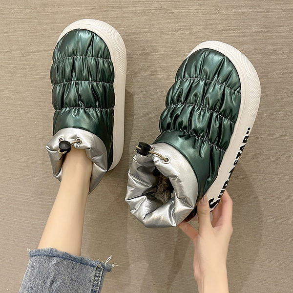 Дамски домашни пантофи с надпис и връзки