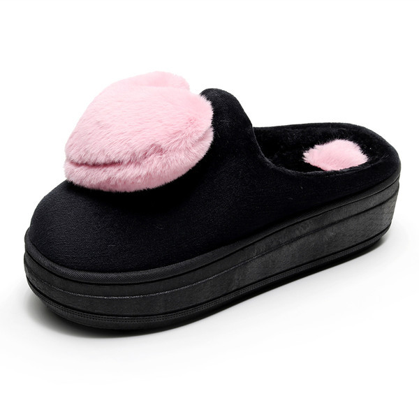 Дамски домашни чехли с 3D елемент сърце