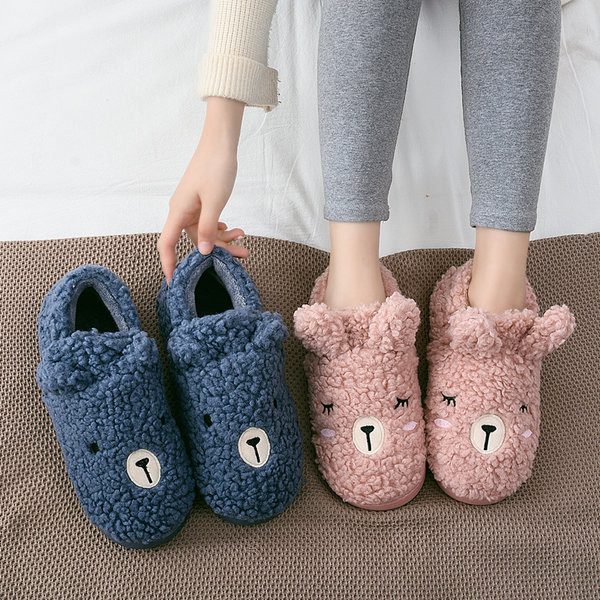 Домашни плюшени пантофи с апликация за жени