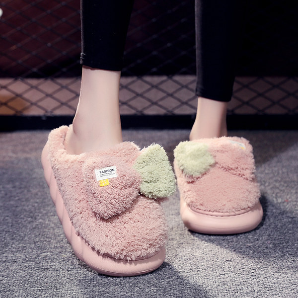 Дамски домашни пухени чехли с панделка