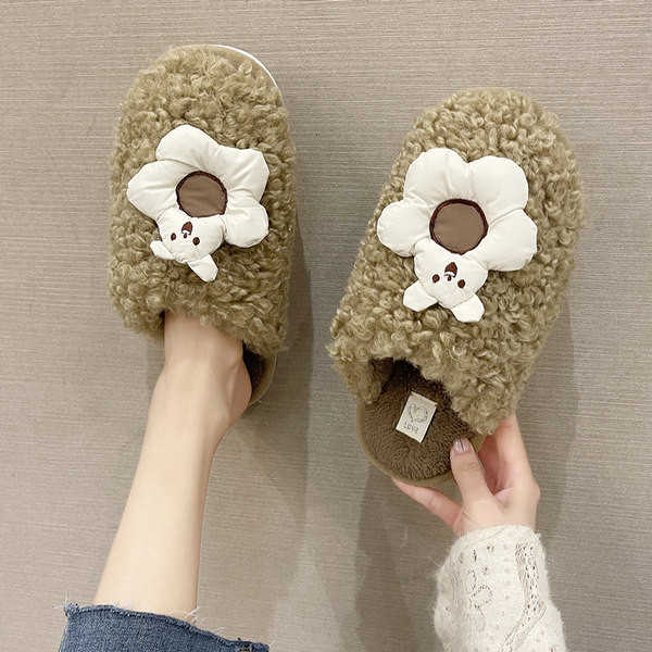 Дамски домашни чехли с 3D елемент 