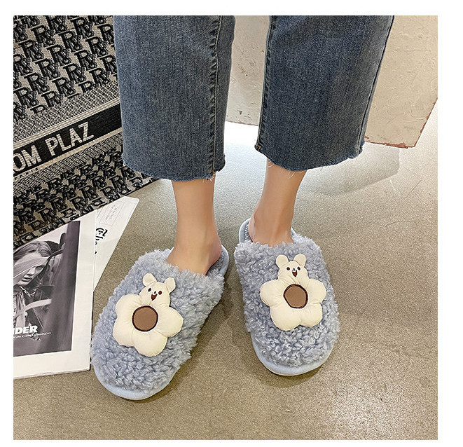 Дамски домашни чехли с 3D елемент 