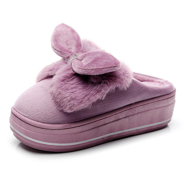 Модерни дамски домашни пантофи с декоративни камъни