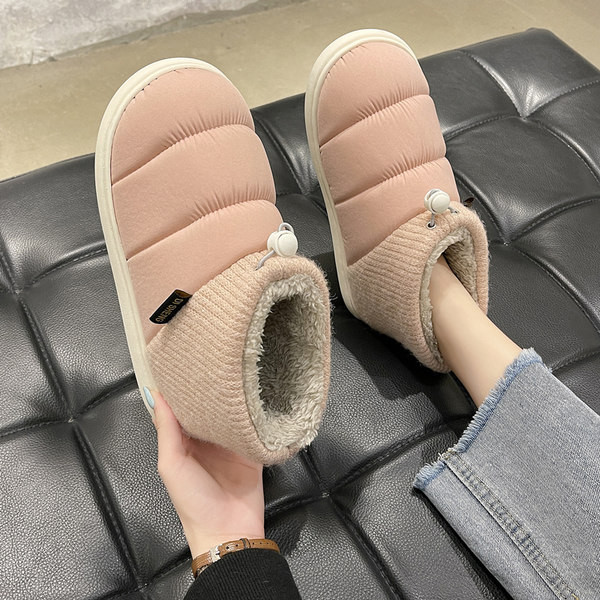 Дамски текстилни пантофи до глезена с топла подплата