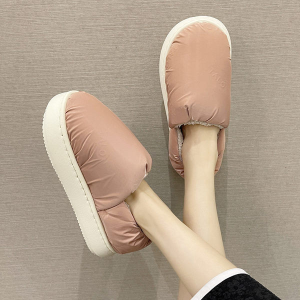 Дамски домашни пантофи с топла кадифена подплата 