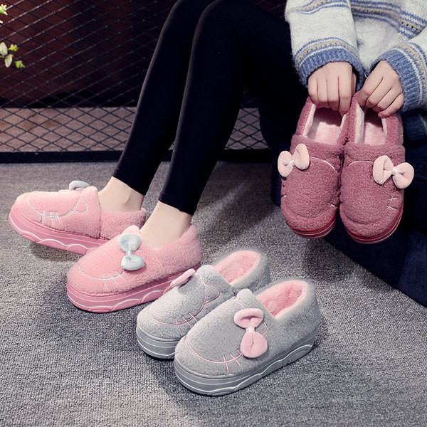 Дамски пантофи с висока подметка и панделка 