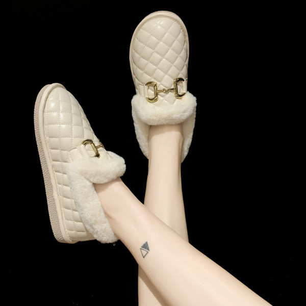 Дамски пантофи от еко кожа-два модела