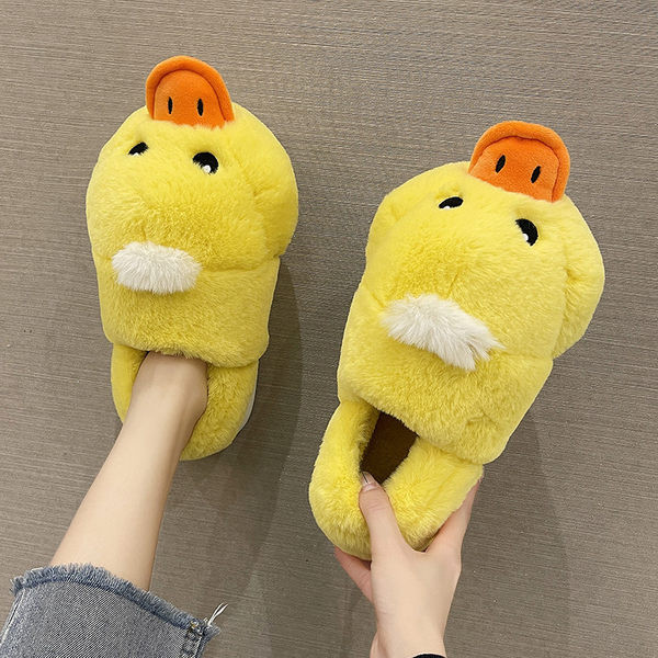 Модерни домашни пантофи с 3D елементи за жени