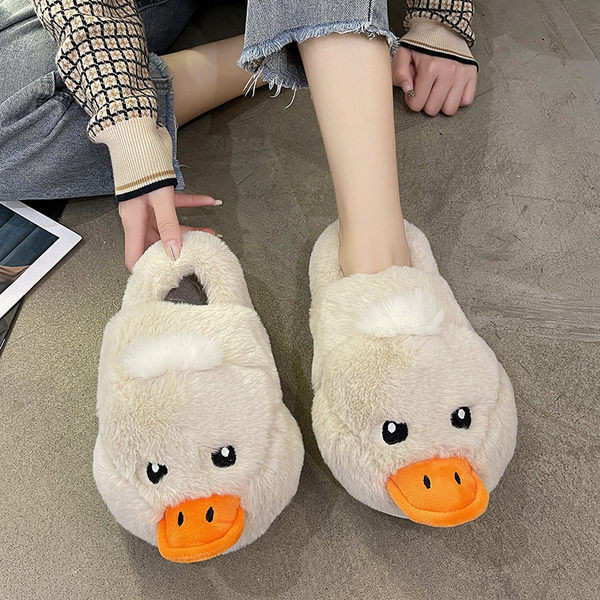 Модерни домашни пантофи с 3D елементи за жени