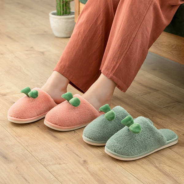 Дамски плюшени домашни чехли с равна подметка 