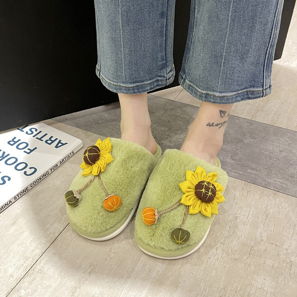 Модерни дамски домашни чехли с апликация