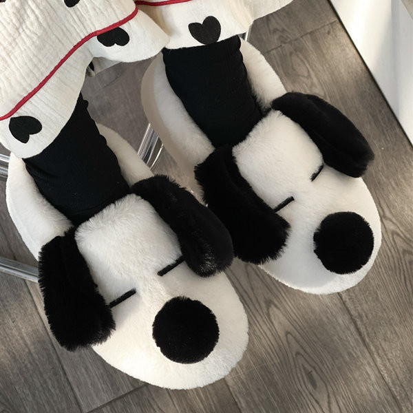 Модерни пухени дамски пантофи