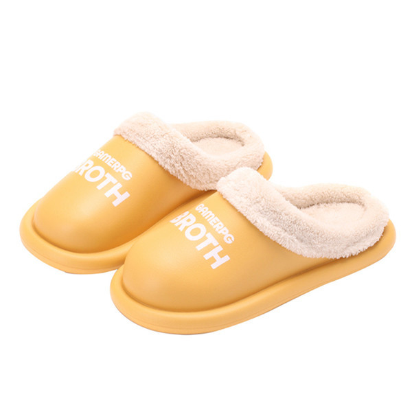 Дамски ежедневни домашни чехли с надпис 