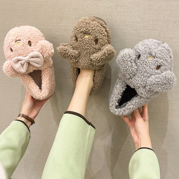 Дамски домашни пантофи с апликация и панделка 