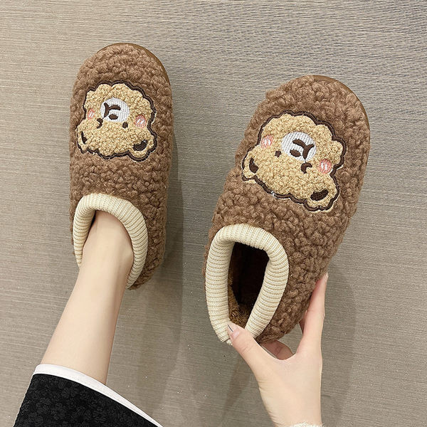 Дамски домашни пантофи с бродерия