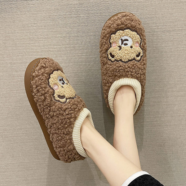 Дамски домашни пантофи с бродерия