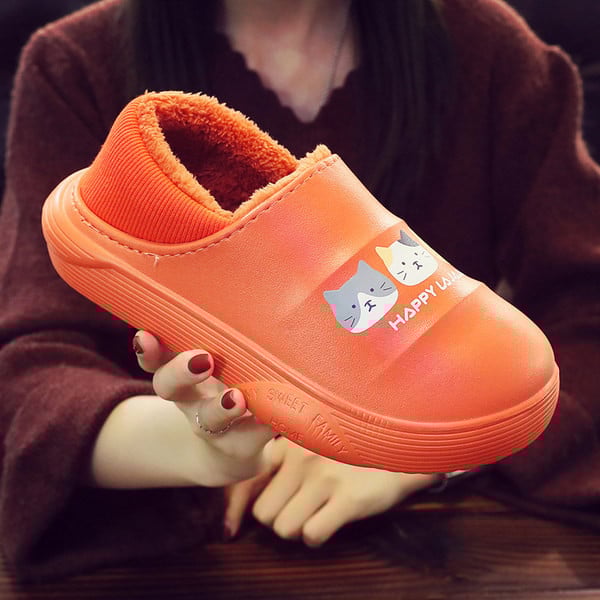 Дамски домашни пантофи с апликация и мека подплата