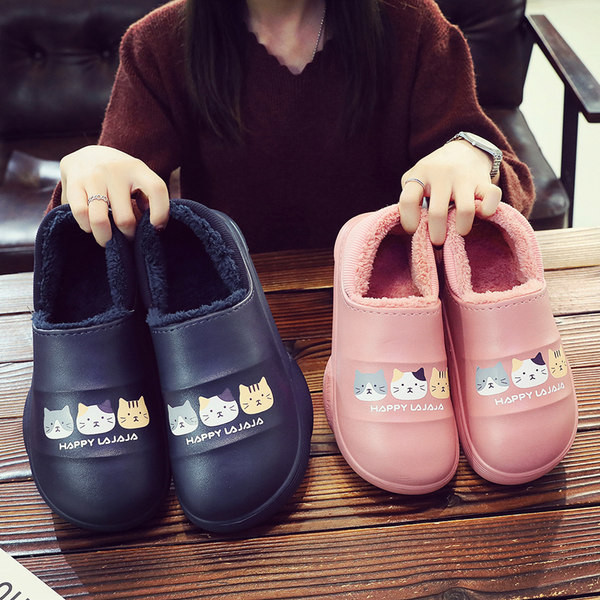 Дамски домашни пантофи с апликация и мека подплата