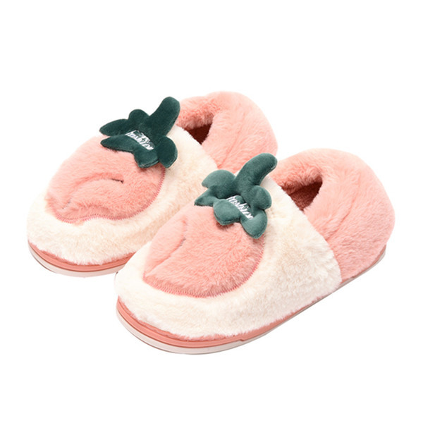 Пухени дамски пантофи с 3D елементи