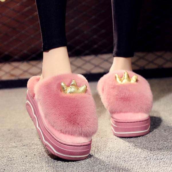 Домашни пухени пантофи с дебела подметка 