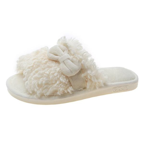 Модерни дамски чехли с пух и панделка