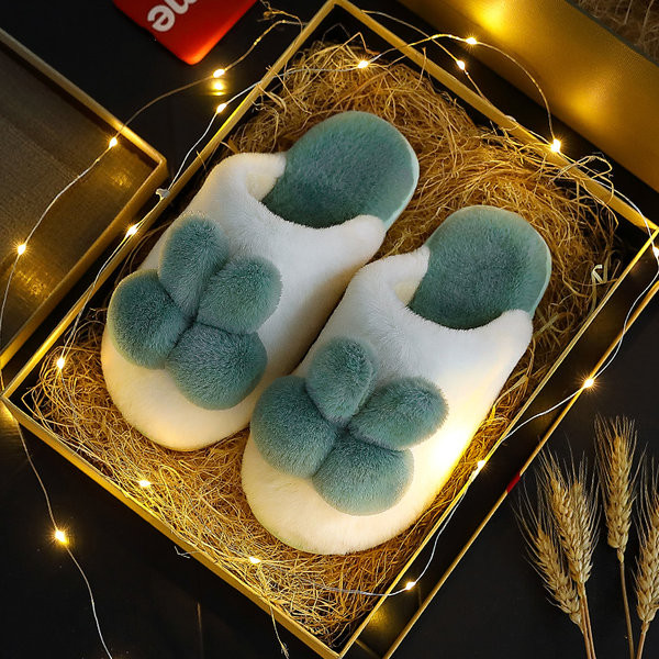 Зимни топли чехли за дома