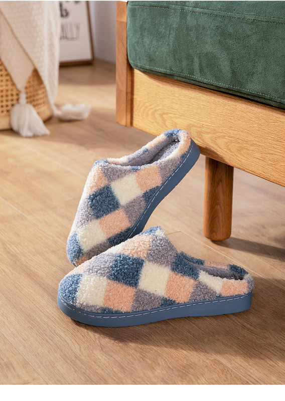 Дамски домашни  плюшени чехли няколко цвята 