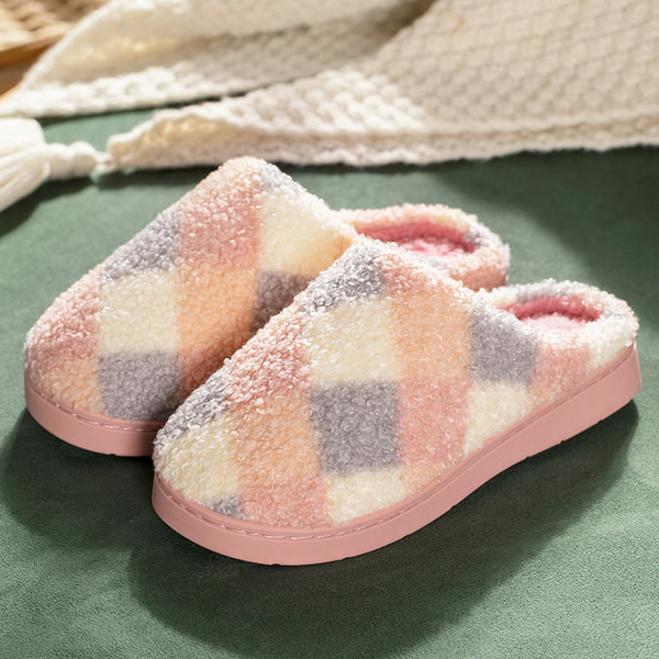 Дамски домашни  плюшени чехли няколко цвята 