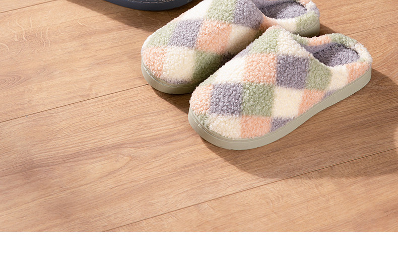 Дамски домашни  плюшени чехли няколко цвята 