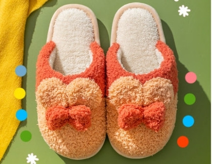 Дамски домашни пантофи с неплъзгаща се подметка