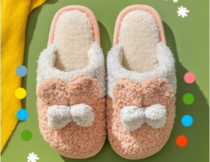 Дамски домашни пантофи с неплъзгаща се подметка