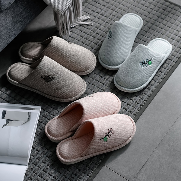 Домашни дамски чехли с бродерия