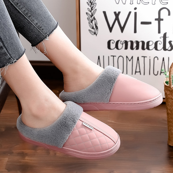 Дамски домашни чехли от еко кожа с пухена подплата