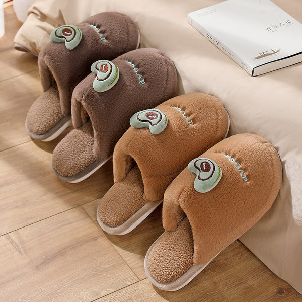 Дамски пухени пантофи с 3D декорация