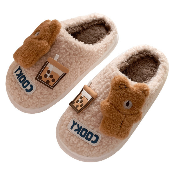 Домашни чехли с надписи и апликация