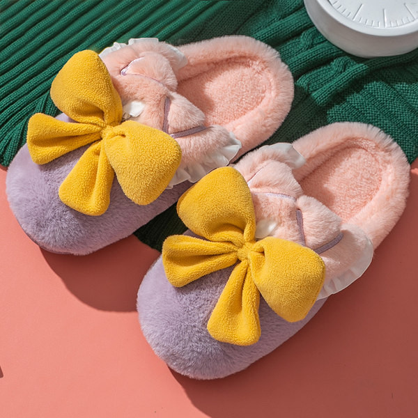 Пухени дамски пантофи с панделка