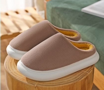 Дамски пантофи изчистен модел