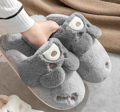 Ženske kućne papuče od eko paperja sa aplikacijom zeca